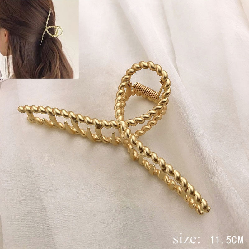 Simple Metal Hollow Out Geometric Hair Claw Ladies Elegant Hair Accessories Cross Crab Bath Clip For Women Fashion Girl Headwear