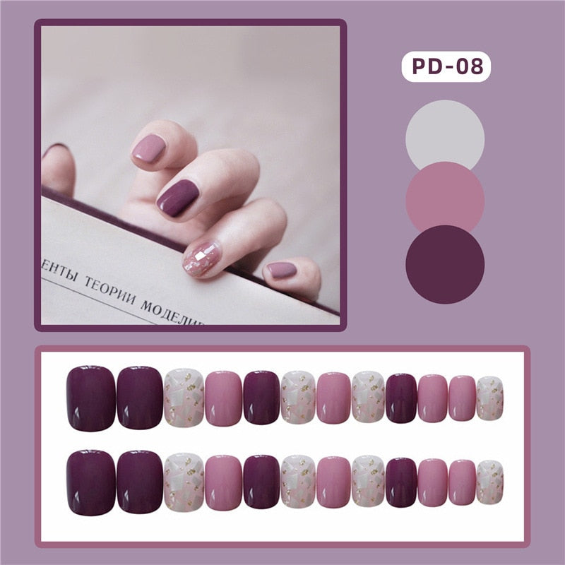 24pcs/box Christmas Fake Nails Style Art Nail Tips Press on False with Glue Designs Set Full Cover Artificial Short Fingernails