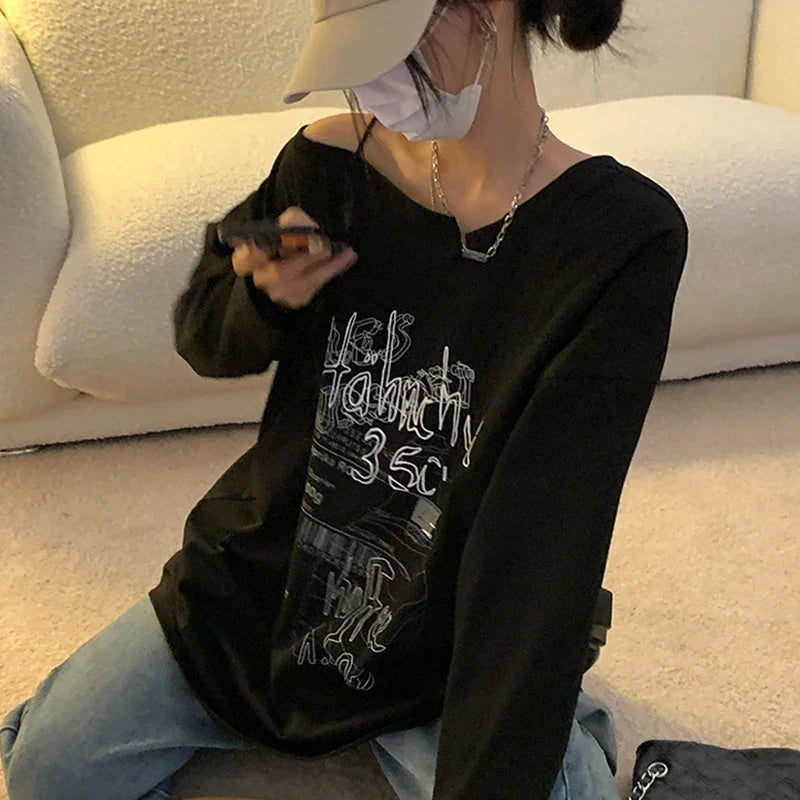qgtao Y2K T-shirt Fairy Grunge 2023 Vintage Letter Print Tops Black Autumn Off Shoulder Long Sleeved Korean Tees Loose Harajuku Shirt