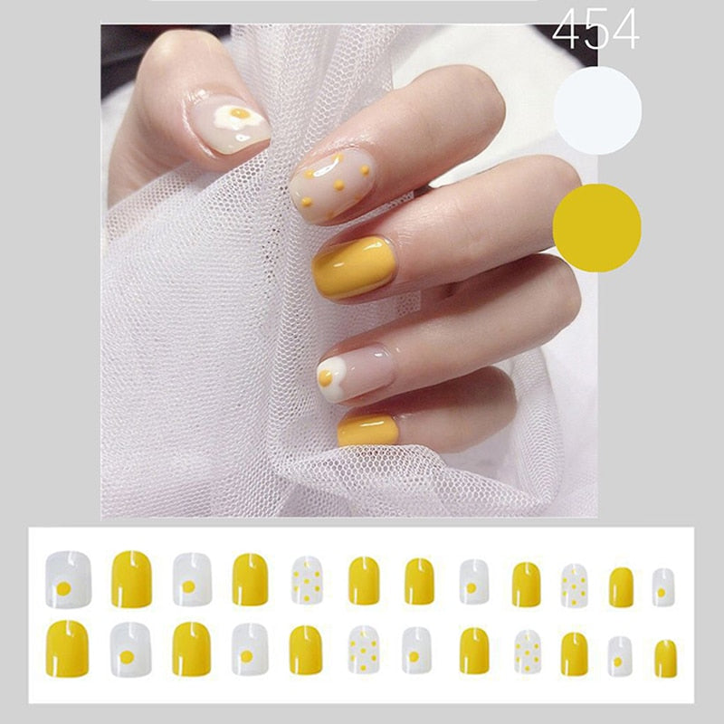 24pcs/box Christmas Fake Nails Style Art Nail Tips Press on False with Glue Designs Set Full Cover Artificial Short Fingernails