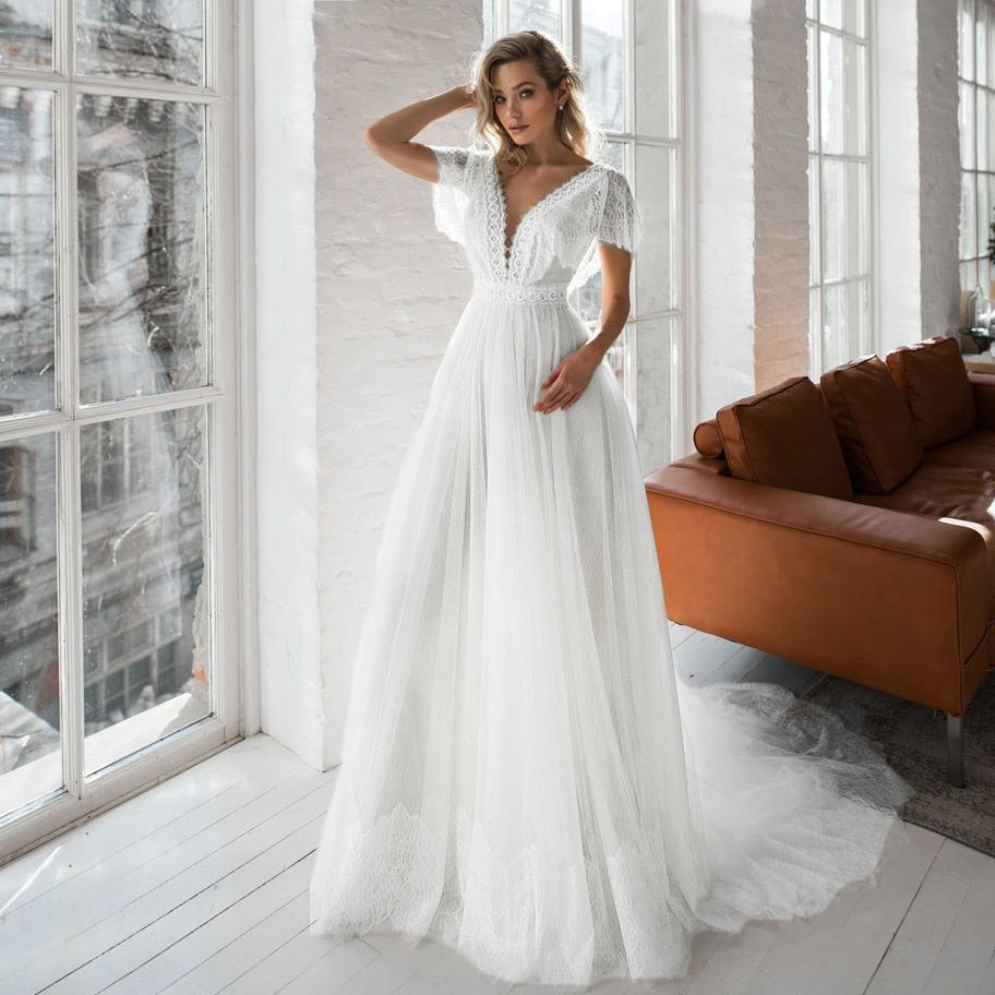 Deep V-Neck Lace Wedding Dress Polka Dots Tulle Custom Made Short Flutter Sleeves Low Cut Back Beach Boho Princess Bridal Gown