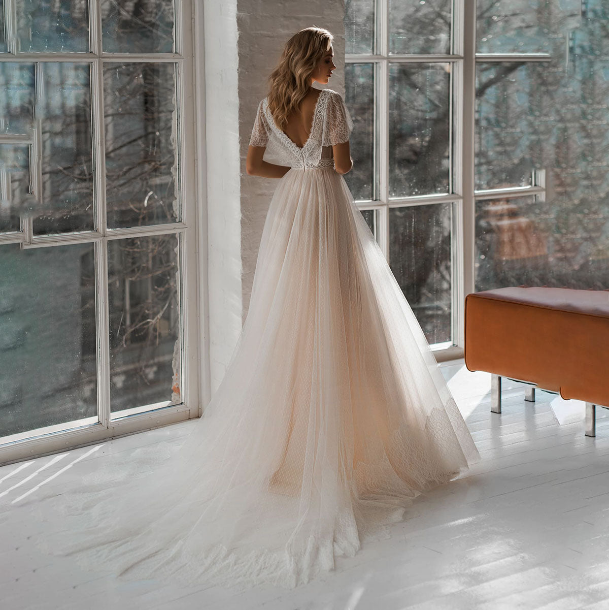 Deep V-Neck Lace Wedding Dress Polka Dots Tulle Custom Made Short Flutter Sleeves Low Cut Back Beach Boho Princess Bridal Gown
