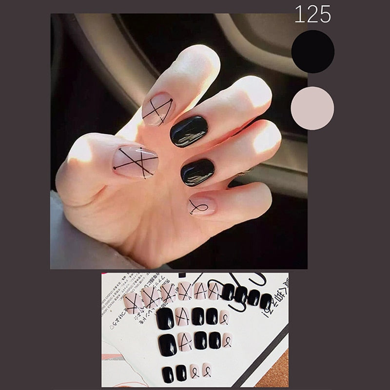24pcs/box Christmas Fake Nails Style Art Nail Tips Press on False with Glue Designs Set Full Cover Artificial Short Fingernails
