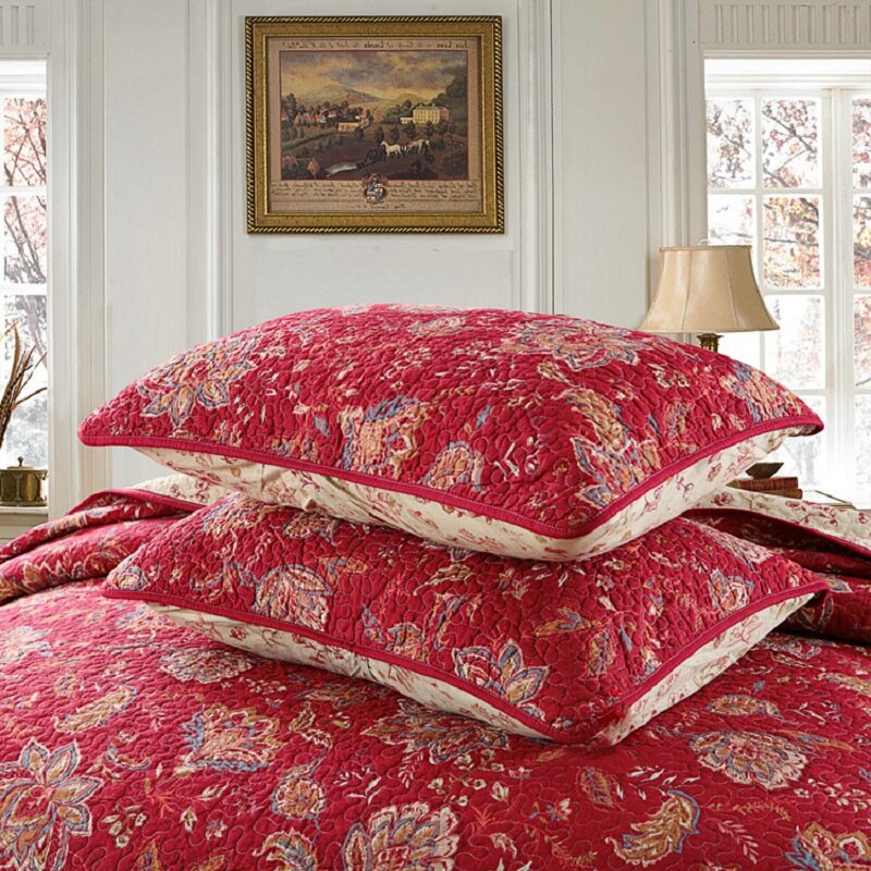 Yeknu Cotton Quilt Set 3-Piece Bedspread on the Bed with Shams Red Printed Coverlet King Queen Size Summer Blanket for Bed