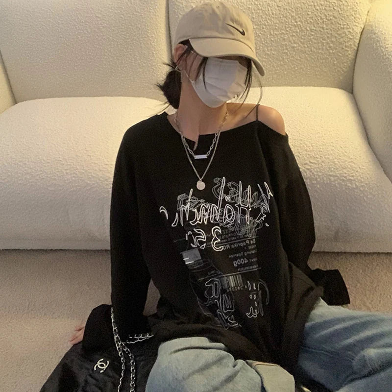qgtao Y2K T-shirt Fairy Grunge 2023 Vintage Letter Print Tops Black Autumn Off Shoulder Long Sleeved Korean Tees Loose Harajuku Shirt
