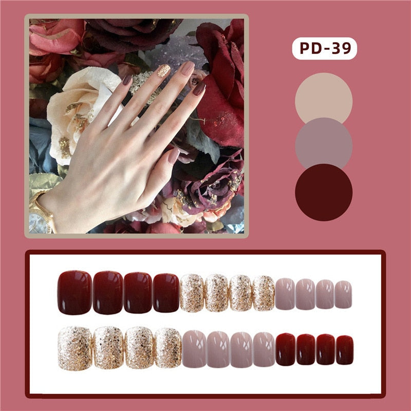 24pcs/box Christmas Fake Nails Style Art Nail Tips Press on False with Glue Designs Set Full Cover Artificial Short Fingernails