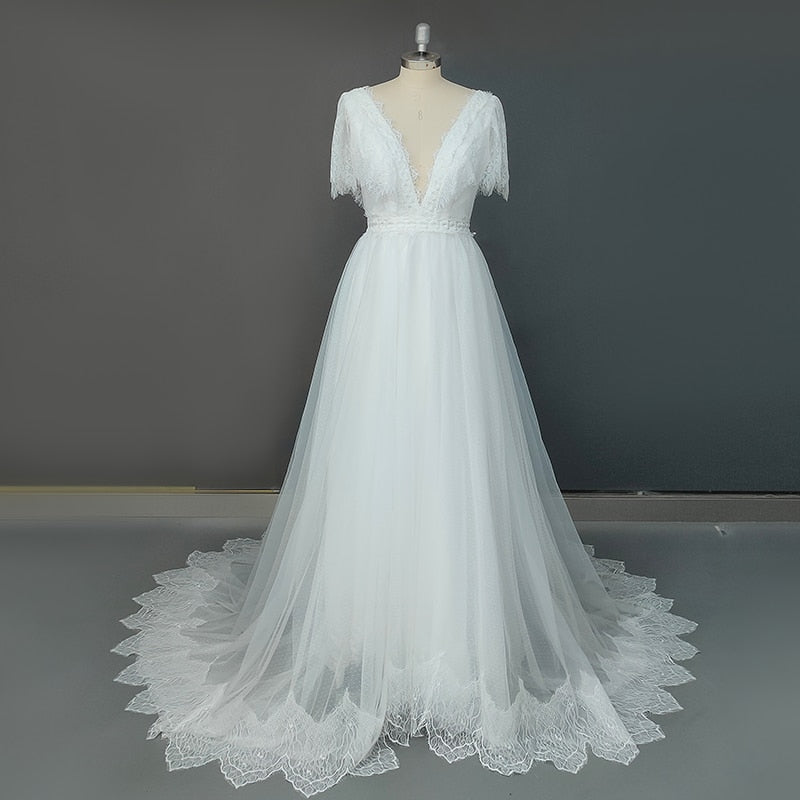 Deep V-Neck Lace Wedding Dress Polka Dots Tulle Custom Made Short Flutter Sleeves Low Cut Back Beach Boho Princess Bridal Gown