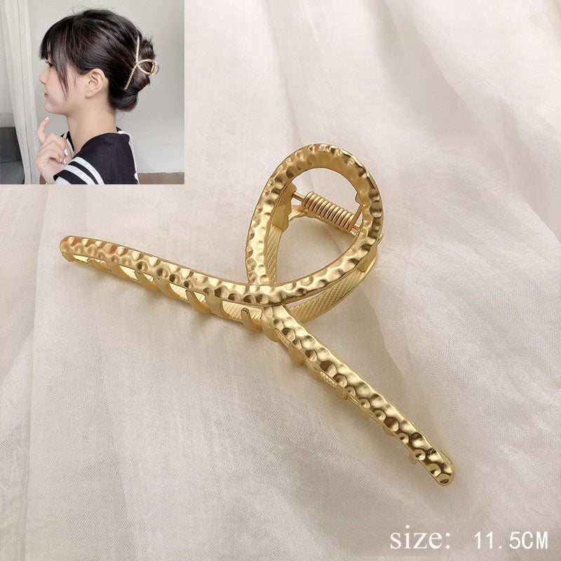 Simple Metal Hollow Out Geometric Hair Claw Ladies Elegant Hair Accessories Cross Crab Bath Clip For Women Fashion Girl Headwear