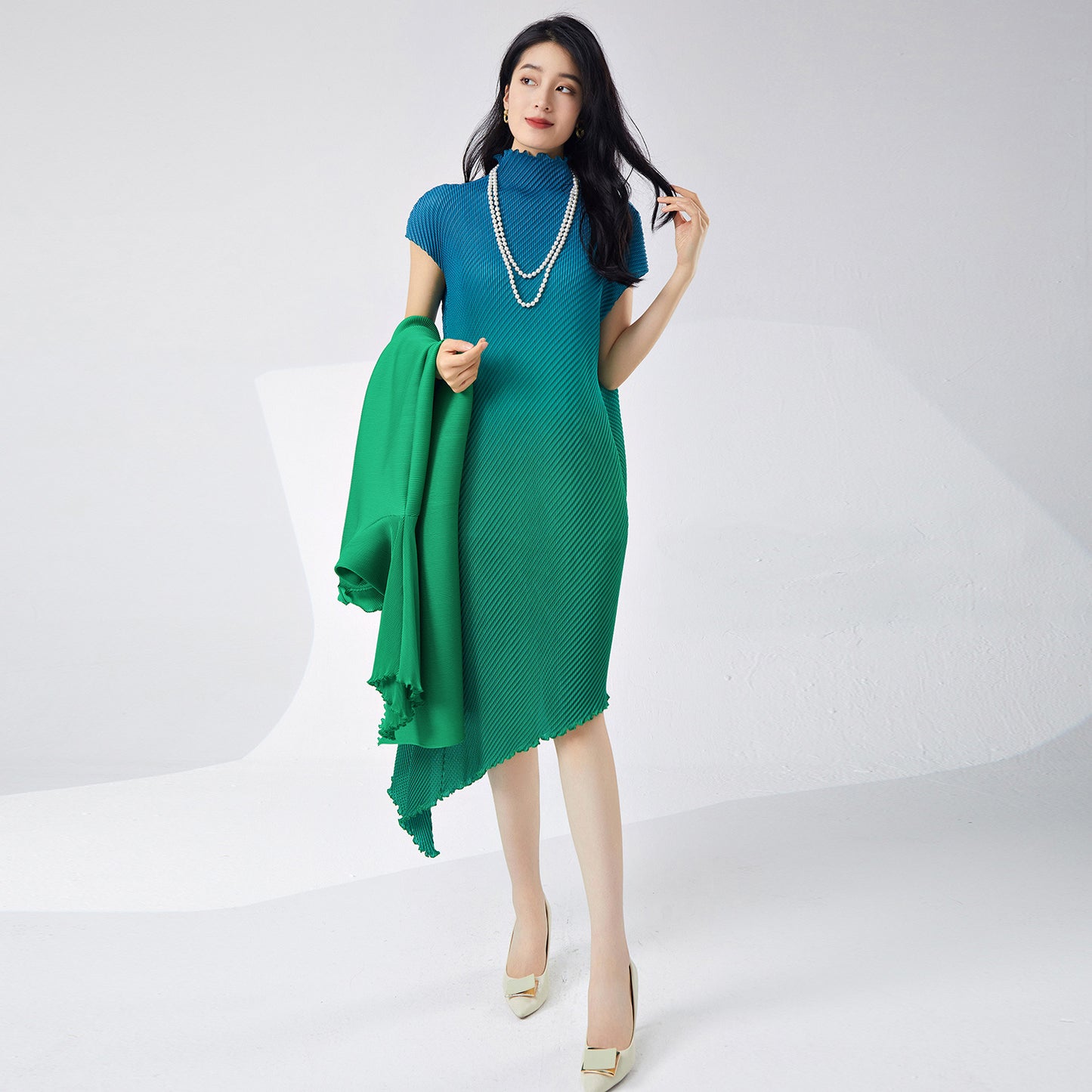 Fashion gradual change dress women's new fish scale pleats temperament elegant irregular versatile medium and long skirt Popular style