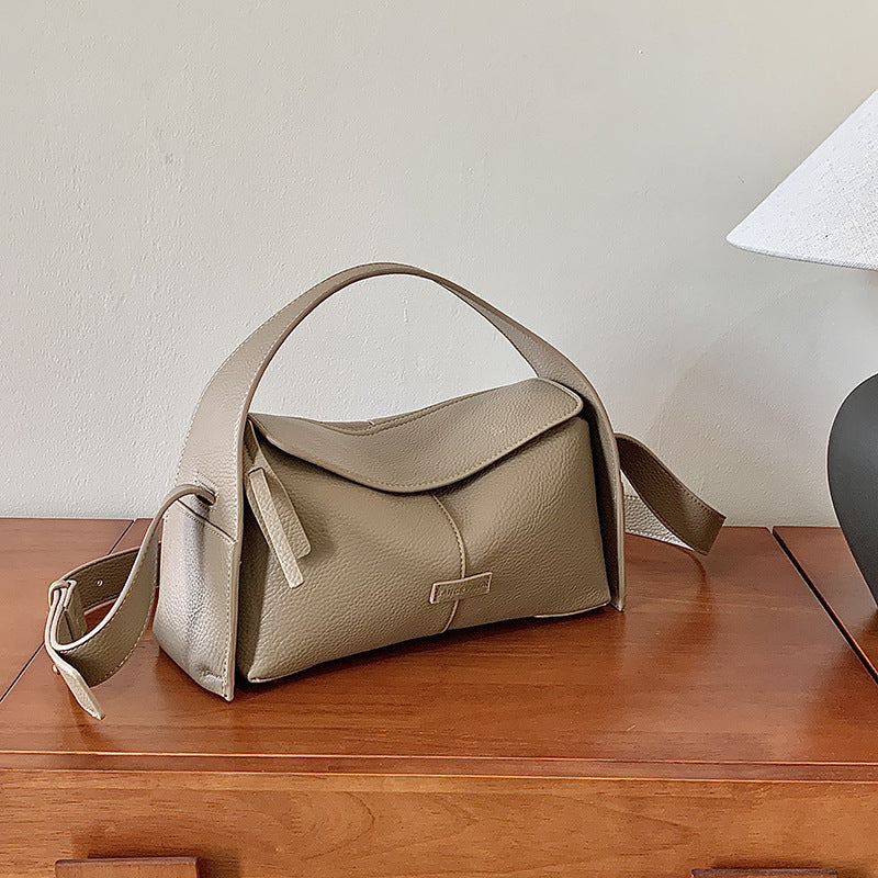 2025 Shoulder bag autumn and winter new simple ear hanging women's bag large capacity high-end cowhide bag casual versatile messenger bag