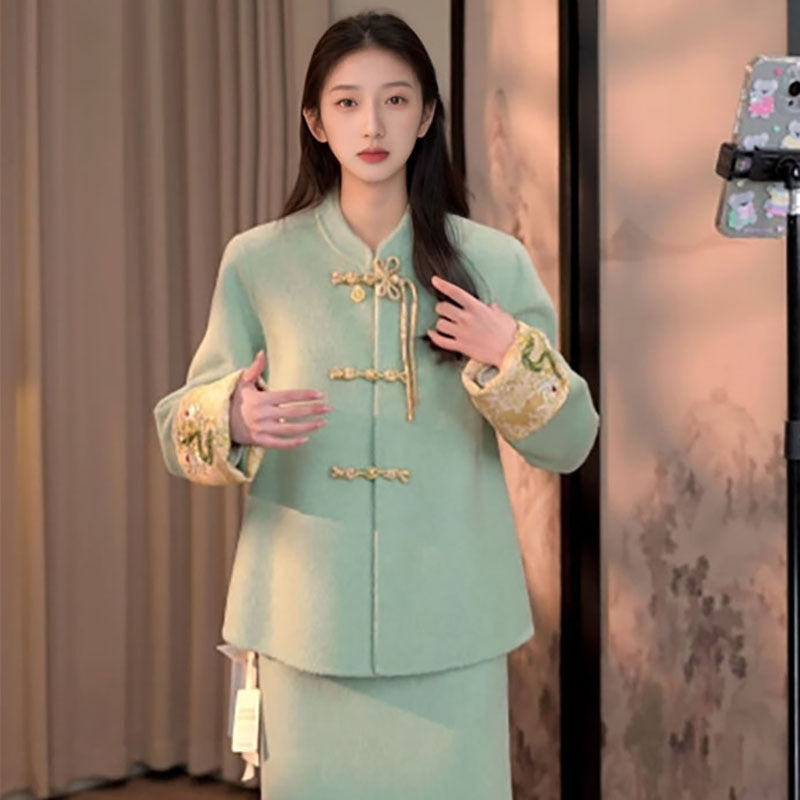 Winter new national style cuffs high-end embroidery fashion temperament national style jacket skirt set women MY110