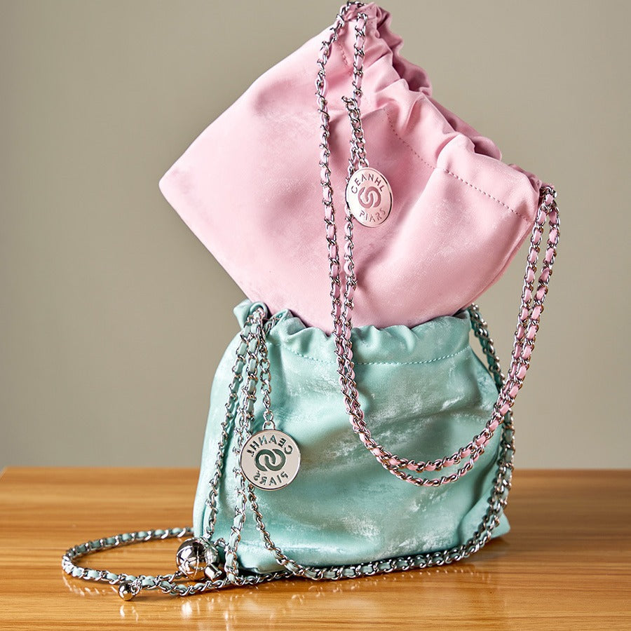 2025 Large capacity bucket bag popular spring and summer new national style Chinese shoulder messenger bag versatile silk chain bag