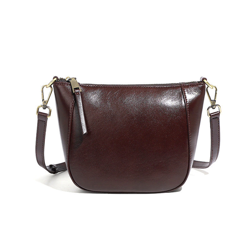 2025 Bag Women's Light Dumpling Bag Leather Casual One Shoulder Crossbody Bag popular New