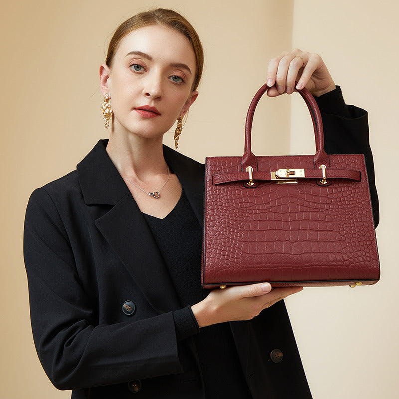 2025 Large capacity bag women's 2021 new women's leather handbag crossbody wedding shoulder bag high sense mother bag
