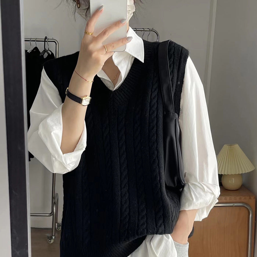 qgtao Autumn Twist Knitted Vest 2024 Outer Wear Loose Slimming Western Style Korean Style V-neck Top
