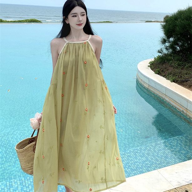2025 temperament coffee break dress super fairy high-end neck embroidery suspender dress women's summer vacation thin beach dress