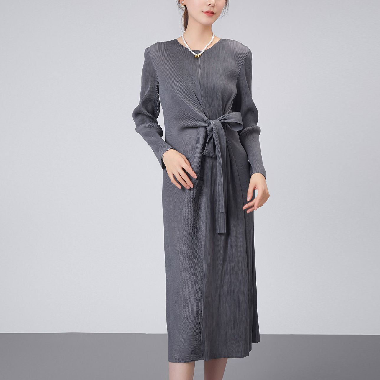 fashion skirt autumn women's high-end New Popular trade women's clothing chic high-end design pleated dress