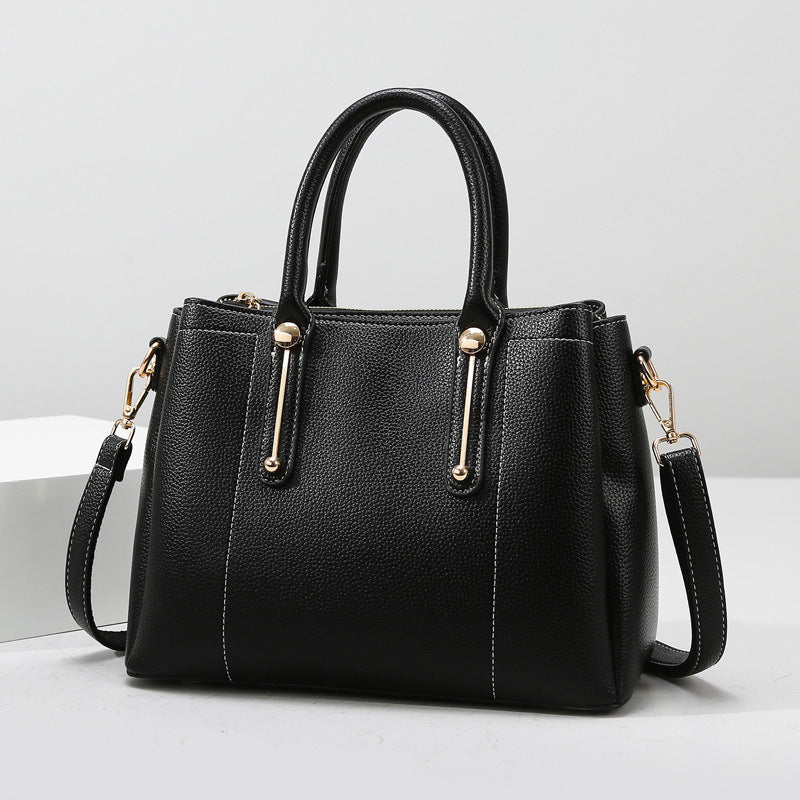 2025 Handbag bag women's popular new large-capacity women's bag to work commuting shoulder bag portable simple messenger bag wholesale