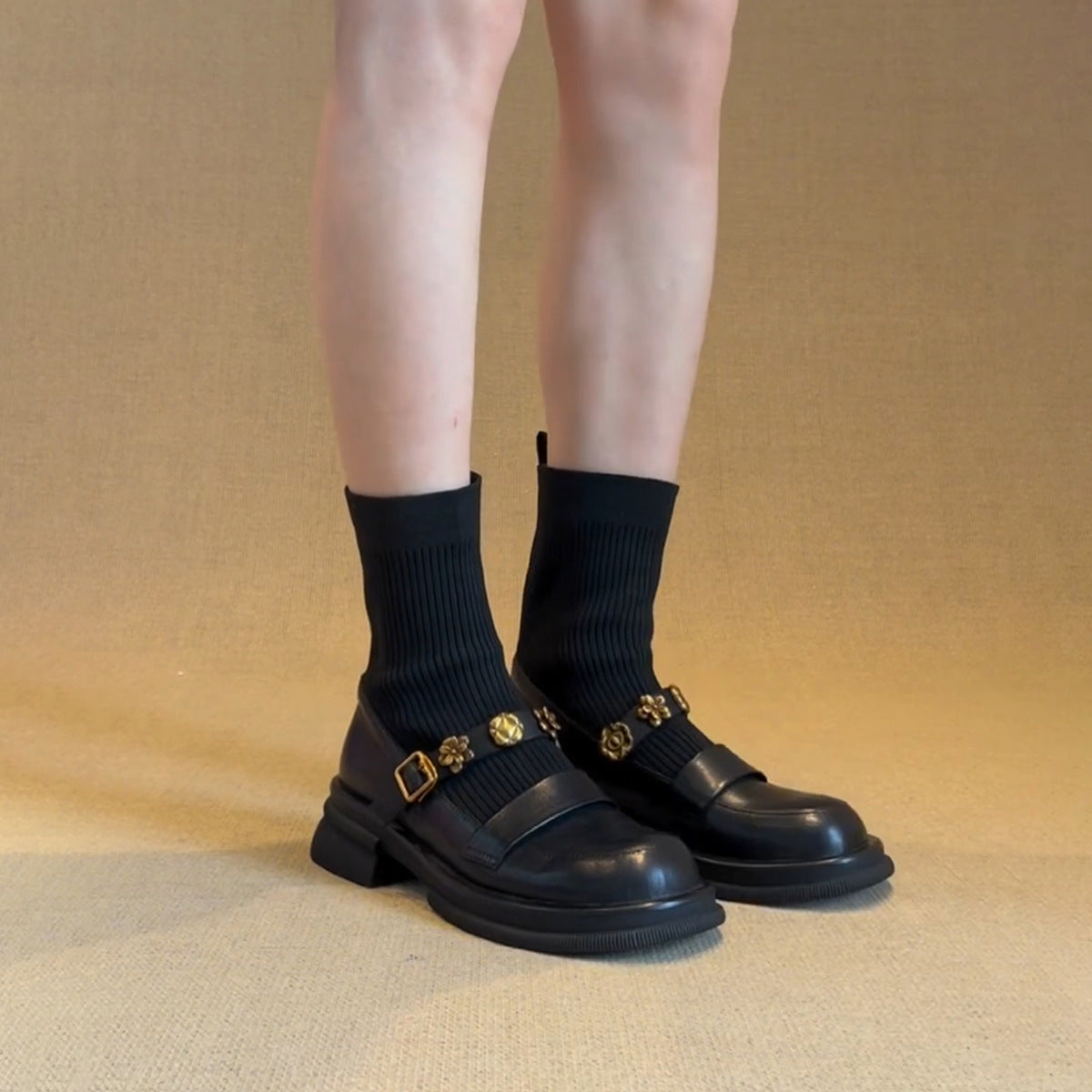 2025 Metal buckle small fragrant wind knitted elastic socks boots women's versatile round head thin short boots thick-soled Martin boots