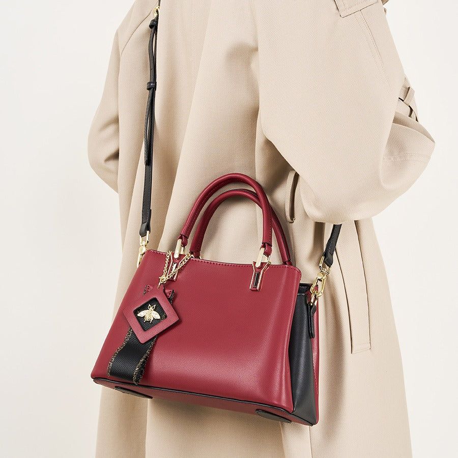 2025 Large capacity bag women's 2023 new leather women's bag middle-aged atmospheric mother bag red wedding bag handbag women