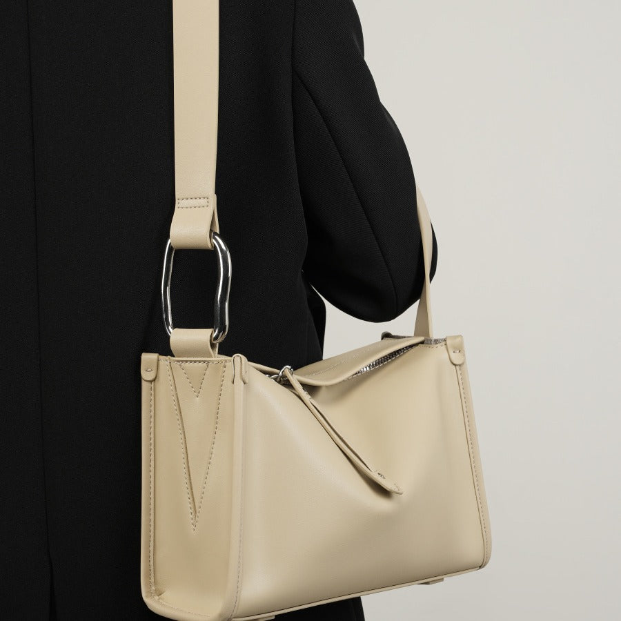 2025 Premium large-capacity toast bag popular new summer versatile leather women's bag commuter shoulder handbag