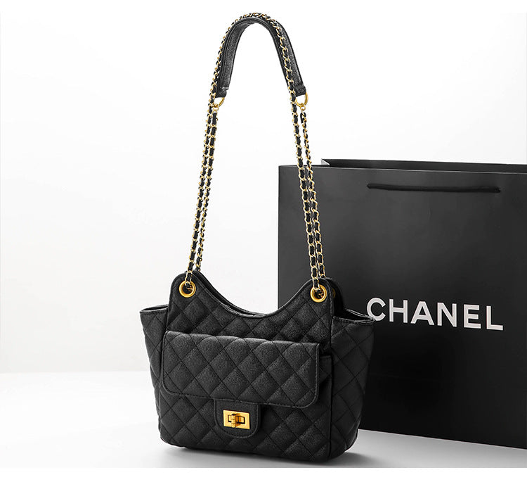 2025 Textured fashion women's bag new small fragrant wind rhombus chain shoulder messenger bag women's versatile casual lock flow