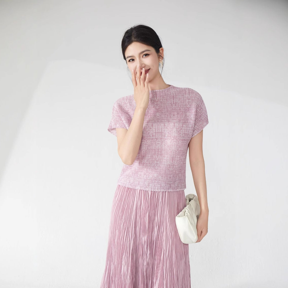 Summer clothes women's new t-shirt loose and thin high-end pullover commuter versatile pleated short-sleeved T-shirt