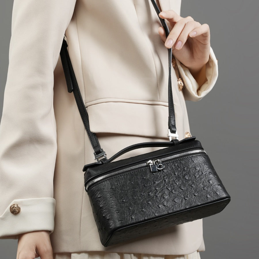 2025 Leather women's bag new high-end lunch box bag, portable cosmetic bag, ostrich pattern shoulder messenger bag.