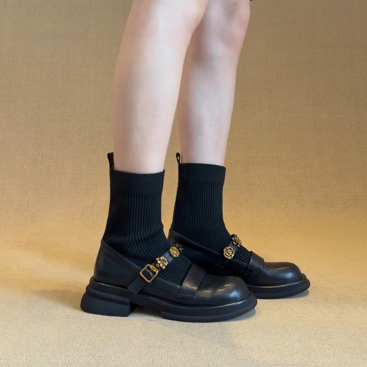 2025 Metal buckle small fragrant wind knitted elastic socks boots women's versatile round head thin short boots thick-soled Martin boots