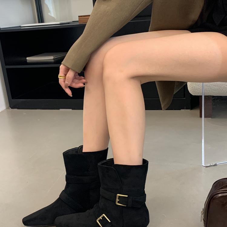 2025 popular new autumn Korean version suede belt buckle short boots thick heel mid heel boots brown western cowboy boots