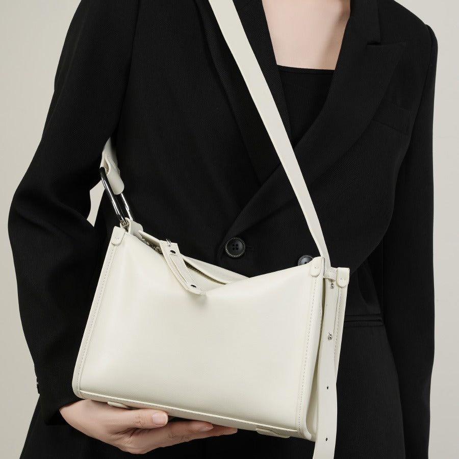 2025 Premium large-capacity toast bag popular new summer versatile leather women's bag commuter shoulder handbag