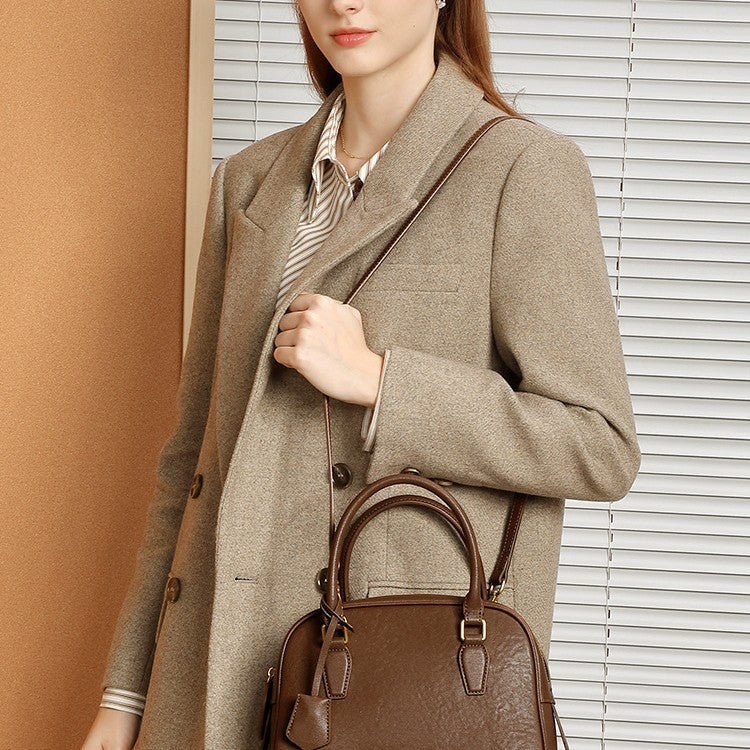2025 The first layer of cowhide versatile women's bag popular new Boston pillow bag shoulder messenger bag