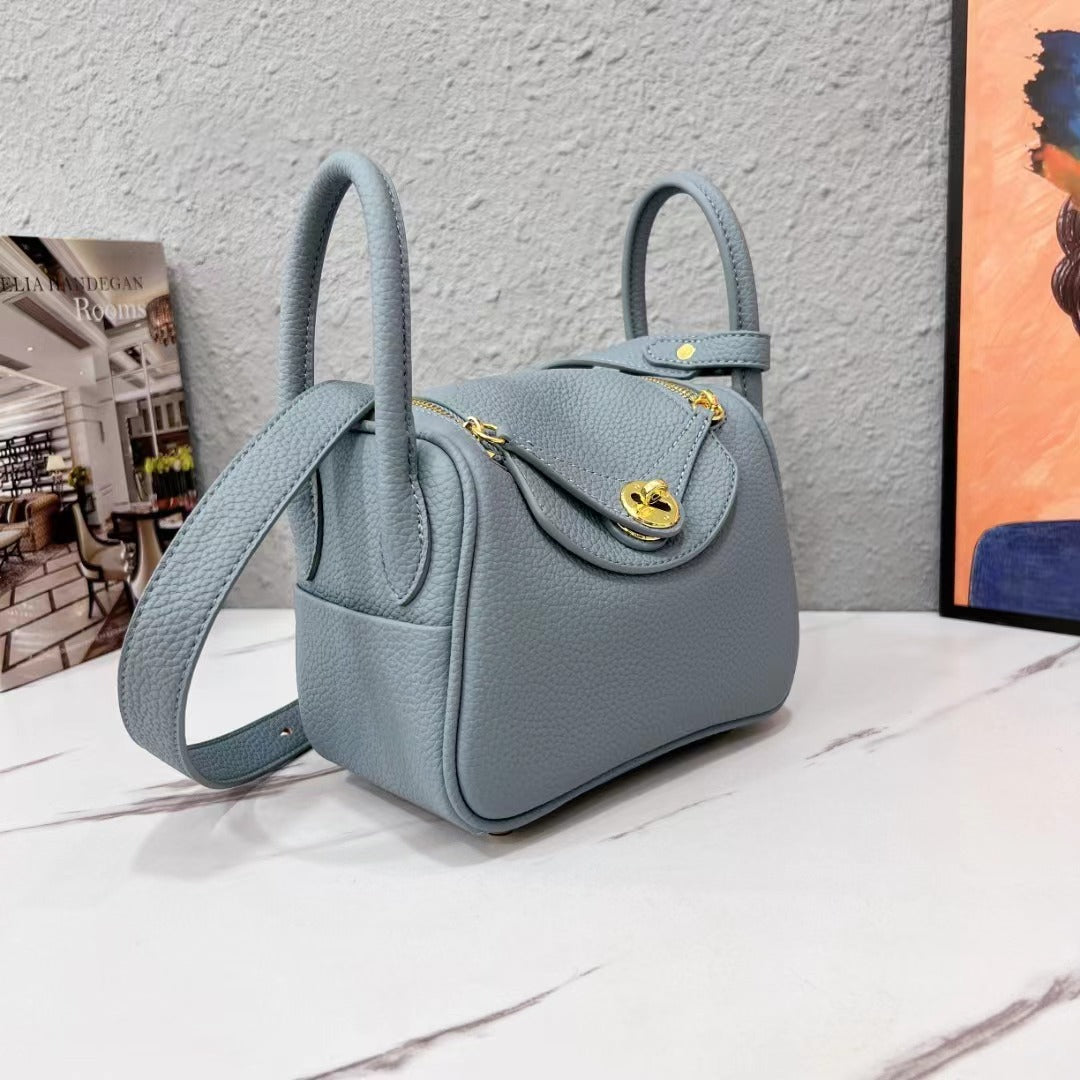 2025 Crossbody bag women's mini lindy bag mini doctor bag  new women's bag portable shoulder women's bag luggage