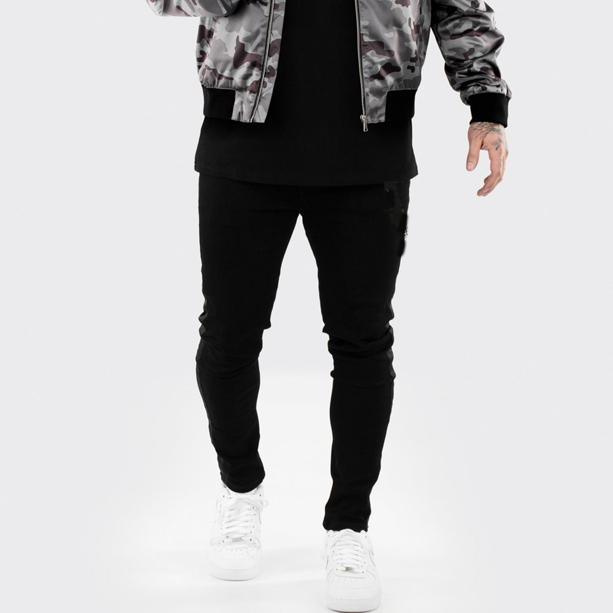 2025 2025 ins new denim men's trousers New Popular trade ripped trend black slim-fitting high-waisted jeans men