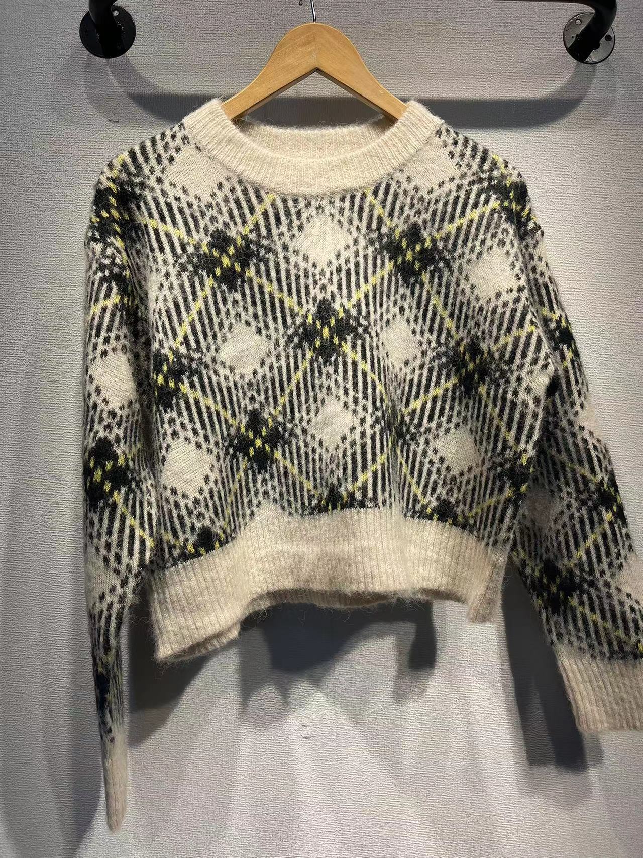 2025 GA Nordic women's clothing manufacturer autumn and winter women's sweater plaid profile round neck wool blended knitted pullover sweater women