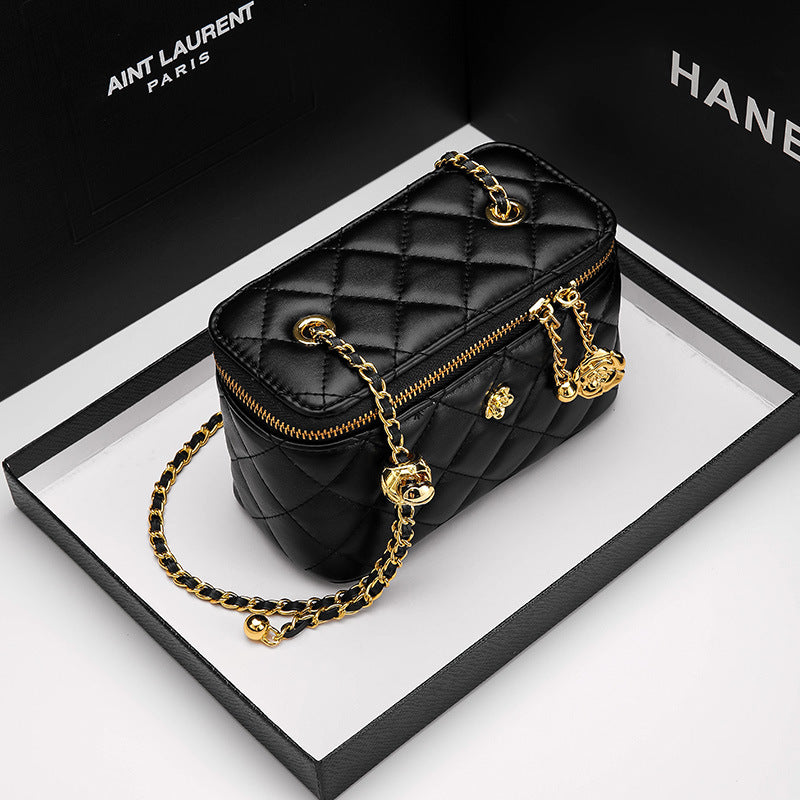 2025 Women's bag Xiaoxiangfeng chain box bag popular new soft leather diamond bag fashionable shoulder messenger bag women's bag