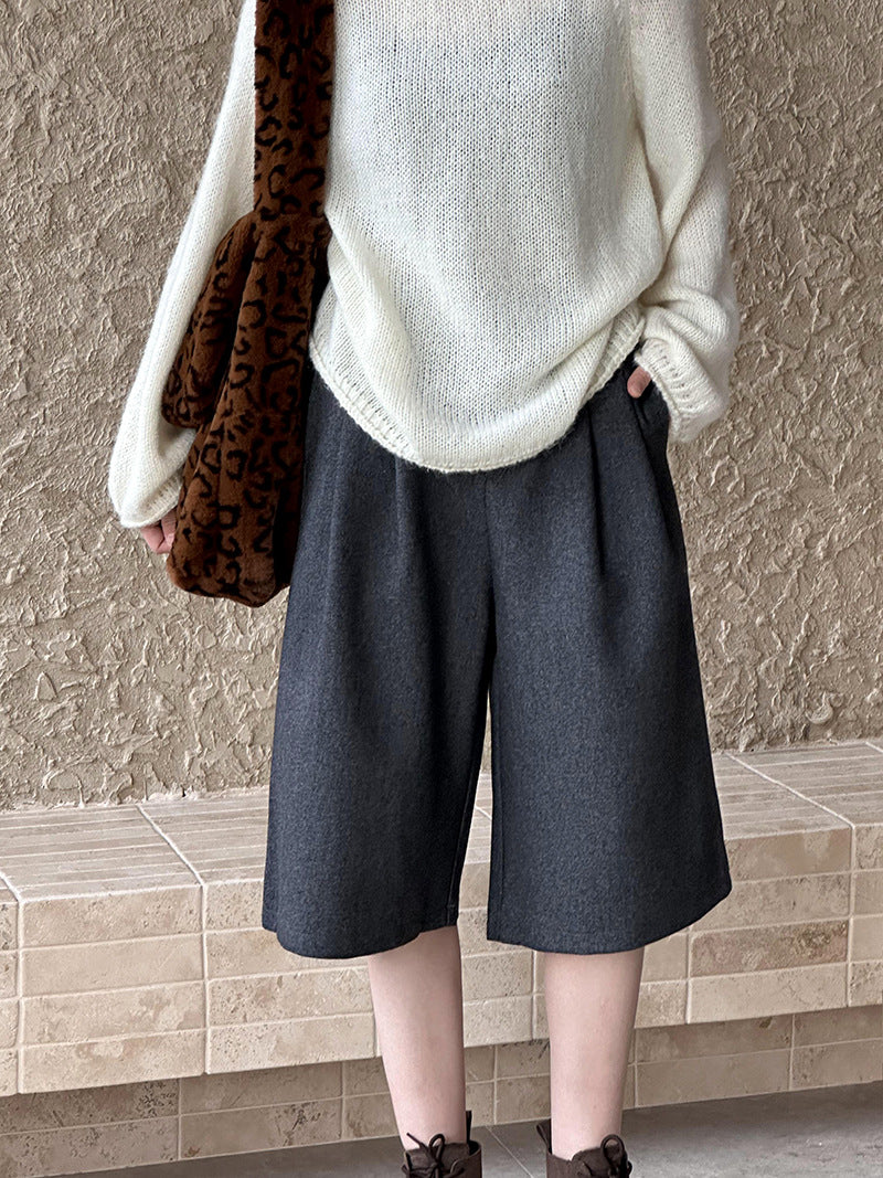 2025 popular autumn new pants Korean version design woolen loose and thin casual five-point pants 9101