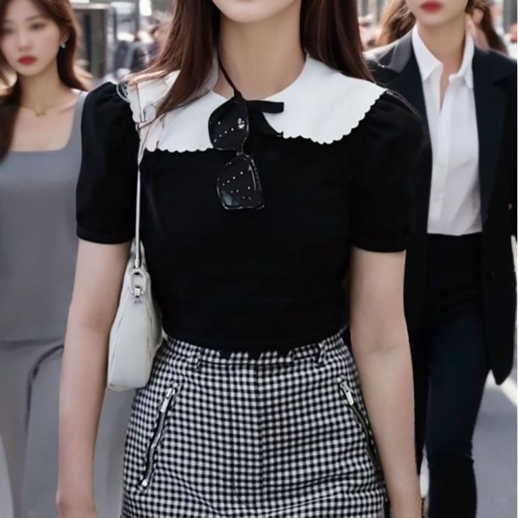 Qiandongge A-shaped short skirt for women's autumn and winter new temperament hip skirt for small people, high waist and thin skirt J4110