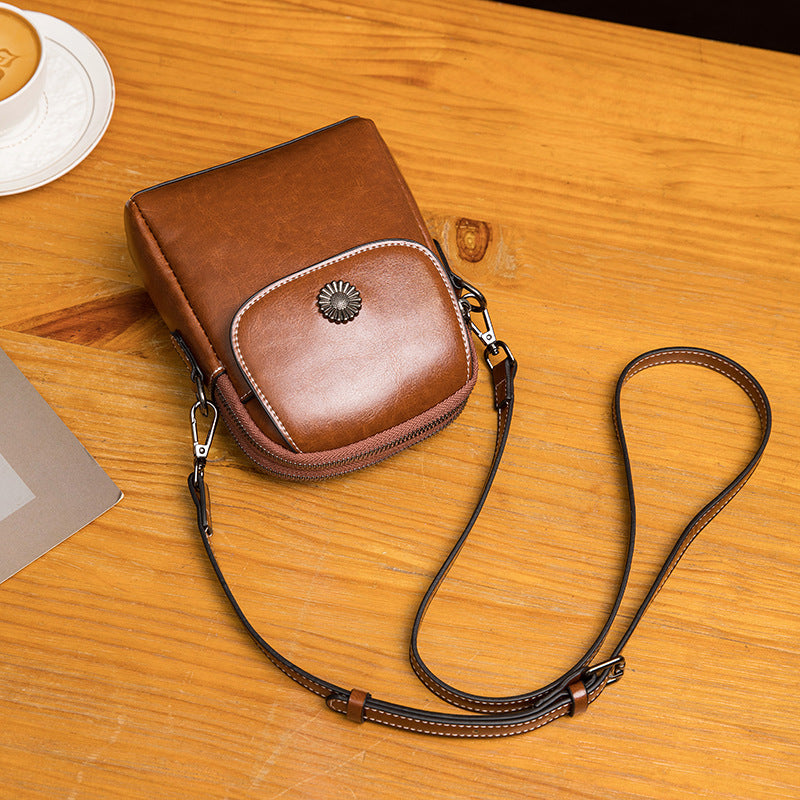 2025 Oil wax leather mobile phone bag soft leather oblique span vertical shoulder bag trendy simple new summer small bag versatile women's bag