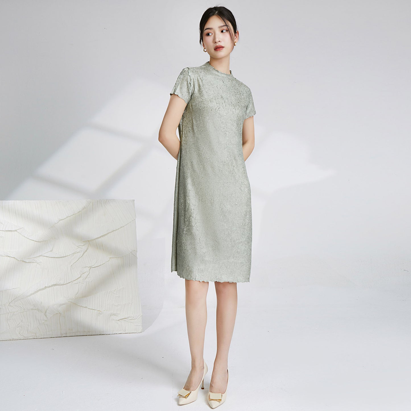 Factory direct sales dress women's loose casual short-sleeved medium and long flat pleated simple versatile pleated skirt