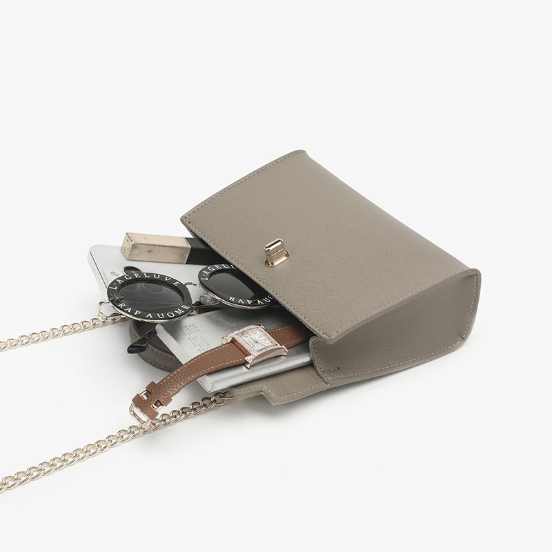 2025 Korean version of women's bag new fashion lock chain small square bag portable styling bag trendy women oblique shoulder bag