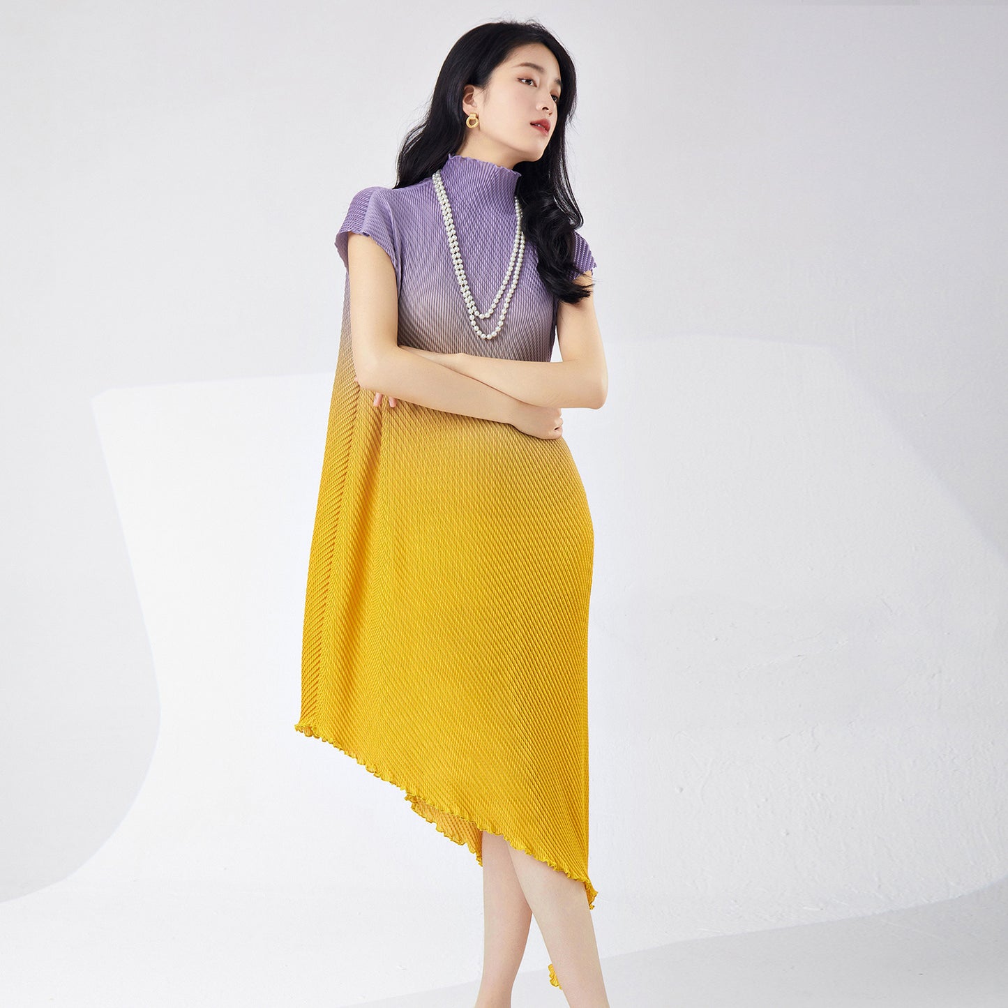 Fashion gradual change dress women's new fish scale pleats temperament elegant irregular versatile medium and long skirt Popular style