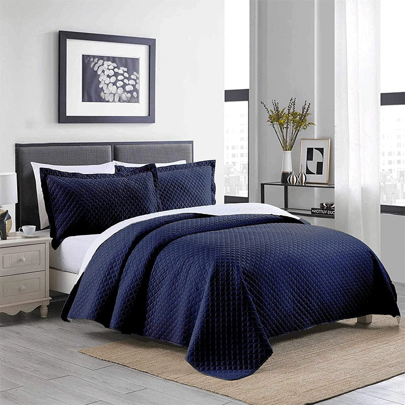 Yeknu Small Queen 3 Piece Double Bed Quilt Lightweight Soft Full Size Velvet Duvet Cover Free Shipping Bed Sheet Set