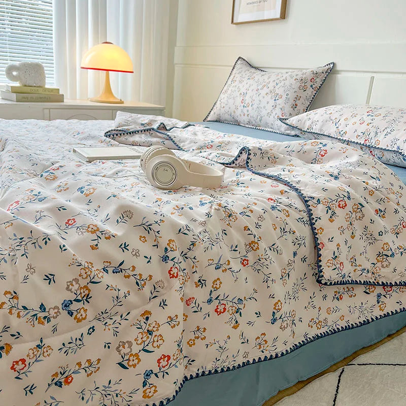 Yeknu Summer Quilt French Style Comforter Quilt Flora Household Machine Washable Suitable Cool and Refreshing이불 Blanket