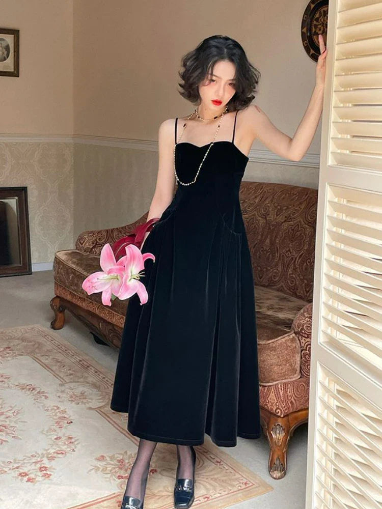 qgtao 2024 Summer French Vintage Strap Dress Women Red Elegent Korean Party Midi Dress Female Sexy Backless Evening Beach Fairy Dress