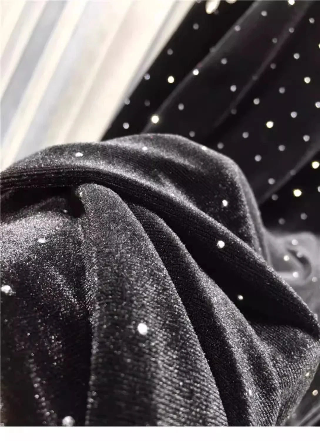 qgtao Luxury Beading Turtleneck Tshirts for Plus Size Women 150kg Long Sleeve Loose Midi Fashion Pullovers Autumn Winter New Lady Tops