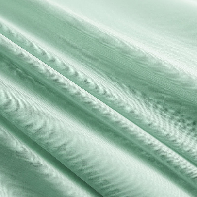 Yeknu Cooling Blankets Smooth Air Condition Comforter Lightweight Summer Quilt with Double Side Cold & Cooling Fabric