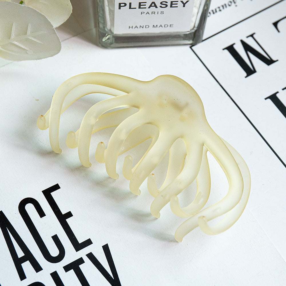 1PC Korean Solid Large Hair Claw Elegant Acrylic Hairpins Barrette Crab Hair Clips for Women Girls Headwear Hair Accessories