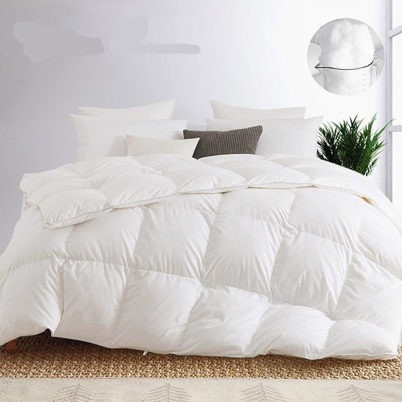 Yeknu Peter Khanun White Duvet 300g/m2 Soft Microfiber Quilt 4 Seasons Winter Comforter Blanket Plush Microfiber Fill Machine Washable