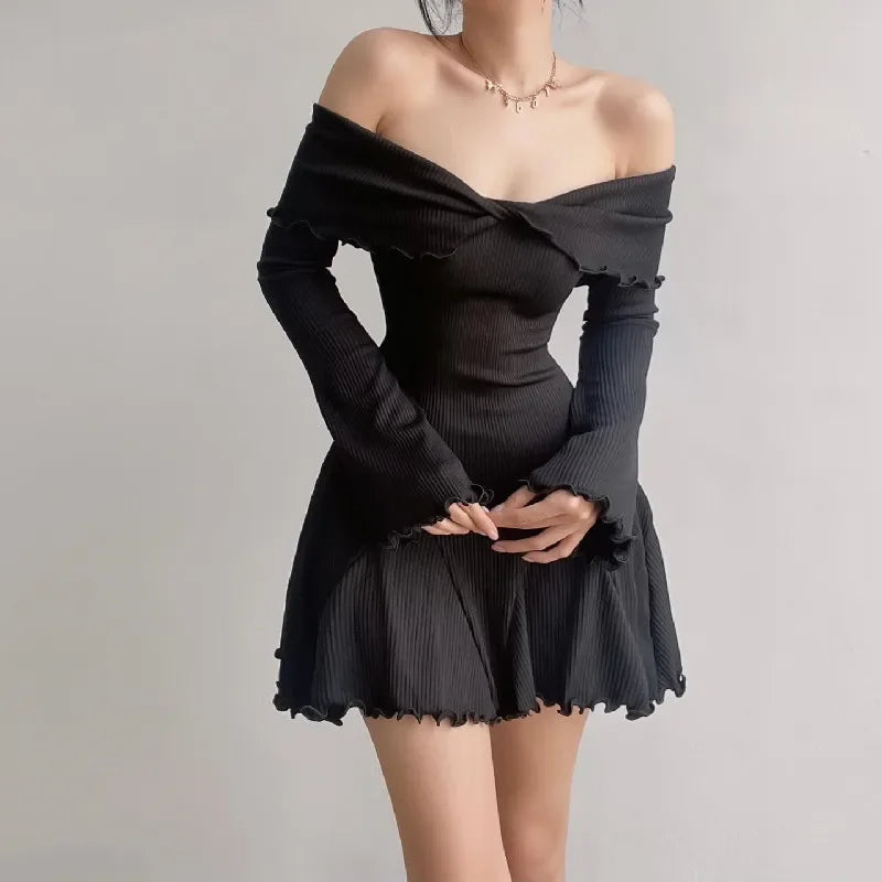 qgtao Autumn Strapless Sexy Black A-LINE Dress Women Off Shoulder Long Sleeves Streetwear Knitting Mini Dresses Elegant Club Partywear